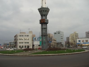 ロータリーのシンボルタワー