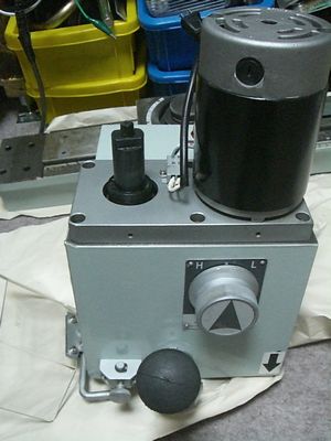 卓上フライス MOTHMACH ML2